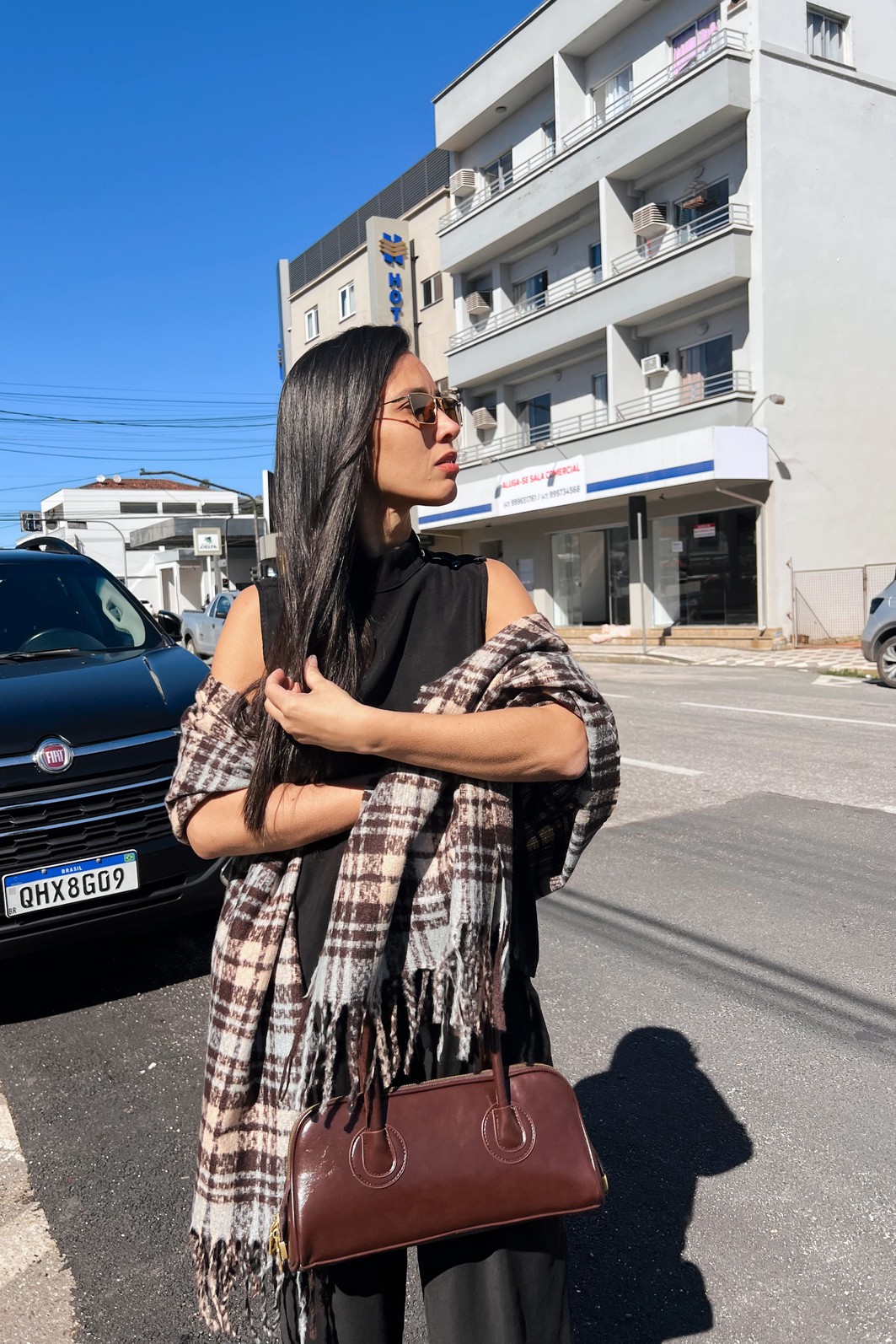 Blusa Preta Velentina - MiniMoni Blusa Preta Velentina - MiniMoni