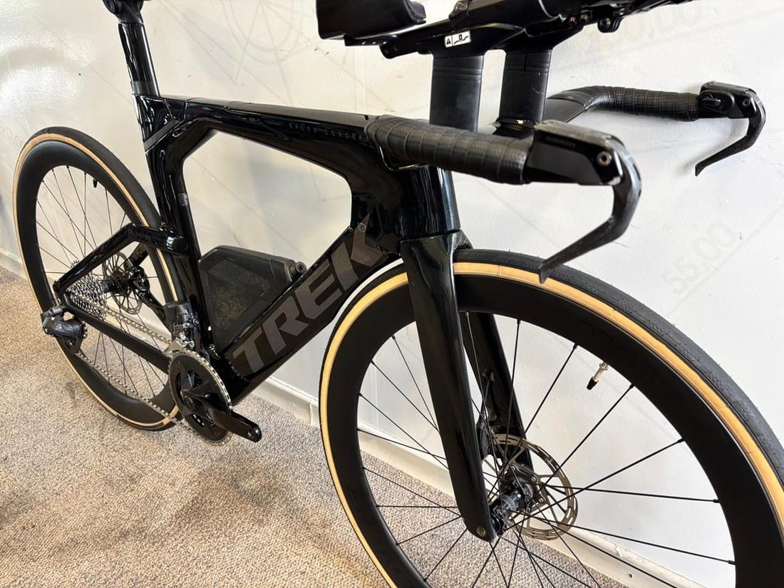Trek Speed Concept SLR 6 Disc Trek Speed Concept SLR 6 Disc