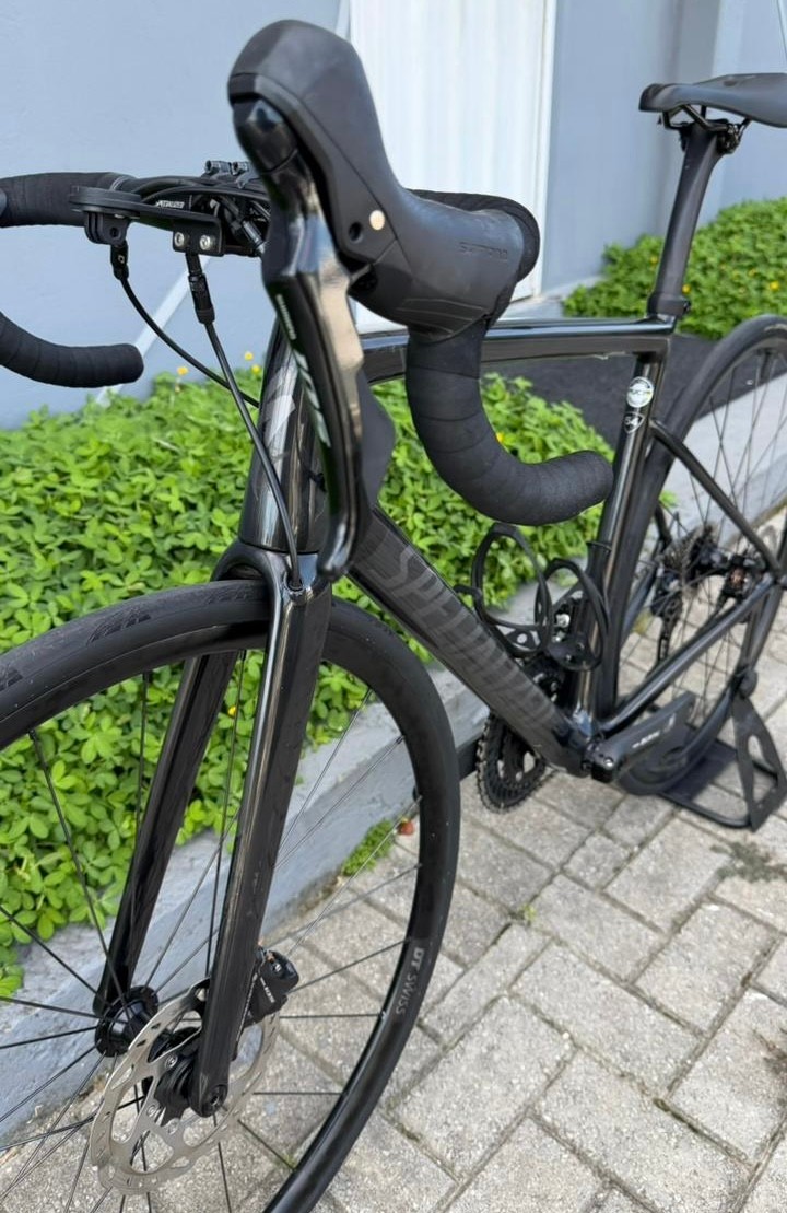 Specialized Tarmac SL6 Sport Disc Specialized Tarmac SL6 Sport Disc