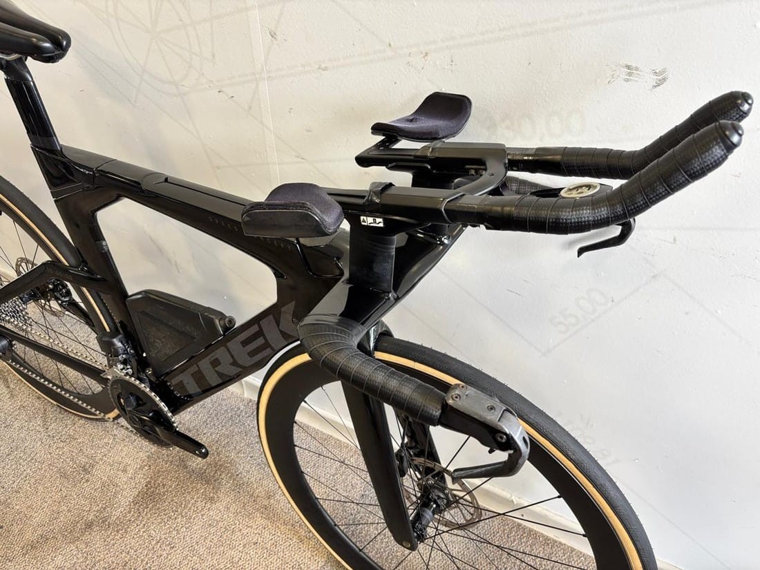 Trek Speed Concept SLR 6 Disc Trek Speed Concept SLR 6 Disc