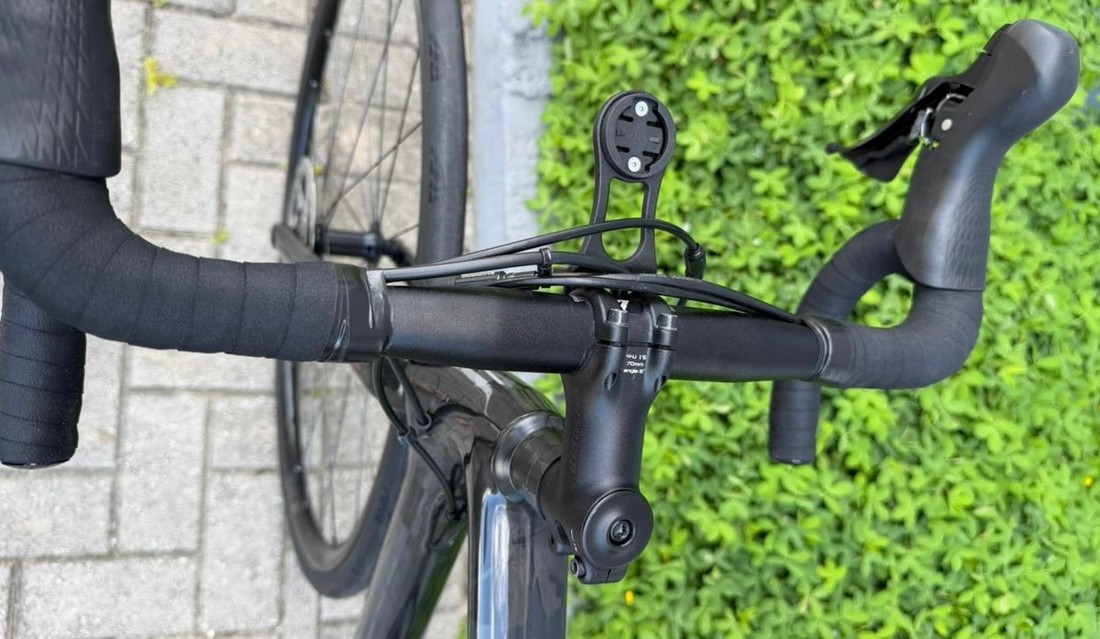 Specialized Tarmac SL6 Sport Disc Specialized Tarmac SL6 Sport Disc