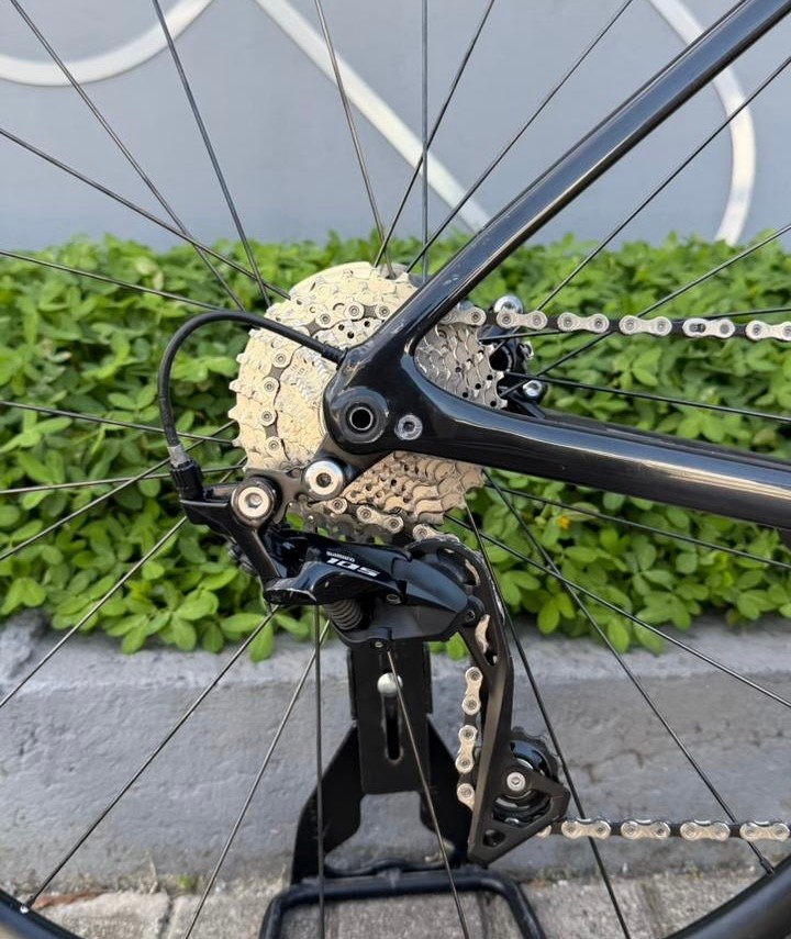 Specialized Tarmac SL6 Sport Disc Specialized Tarmac SL6 Sport Disc