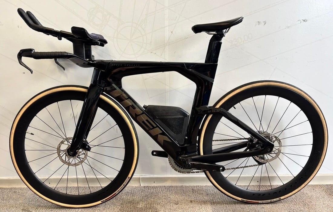 Trek Speed Concept SLR 6 Disc Trek Speed Concept SLR 6 Disc