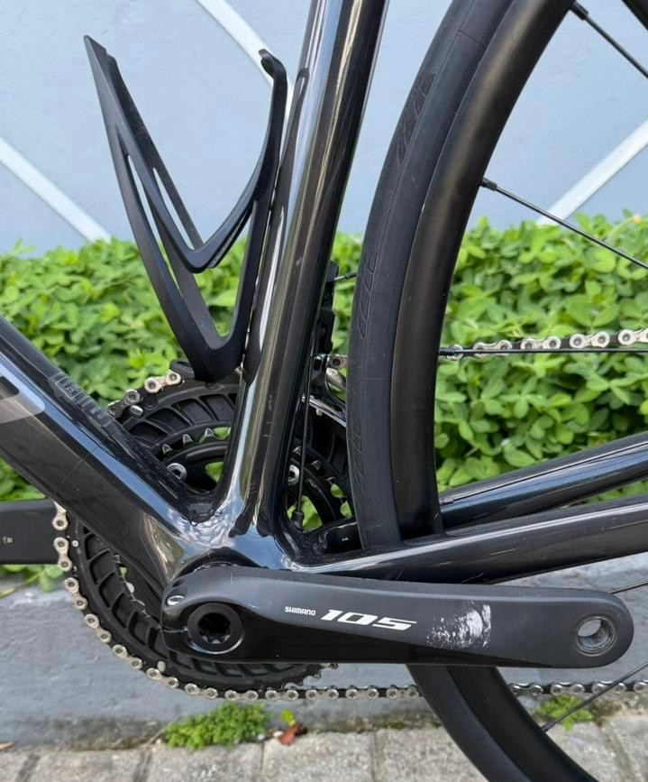 Specialized Tarmac SL6 Sport Disc Specialized Tarmac SL6 Sport Disc