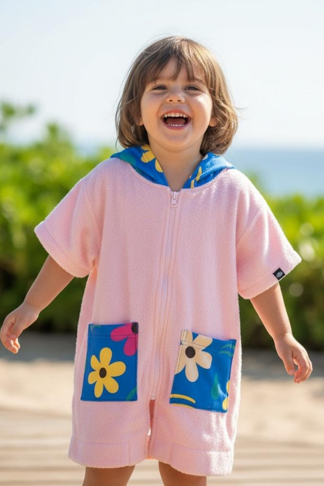 Roupão Infantil Com Capuz 100% Algodão Atoalhado Super Secagem Proteção UV50+ Rosa Dona Flor Roupão Infantil Com Capuz 100% Algodão Atoalhado Super Secagem Proteção UV50+ Rosa Dona Flor