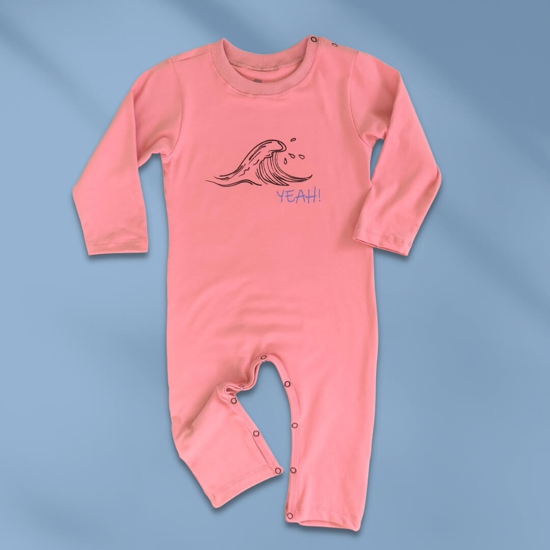 Macacão Bebê Longo Manga Longa Algodão Sustentável Confortável Rosa Onda Yeah Macacão Bebê Longo Manga Longa Algodão Sustentável Confortável Rosa Onda Yeah