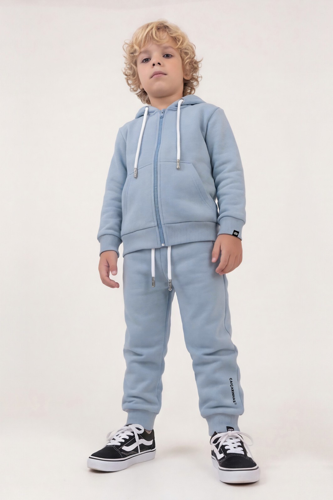 Kit tudo Azul Casaco com Zíper + Calça Jogger Extra Confortável Kit tudo Azul Casaco com Zíper + Calça Jogger Extra Confortável