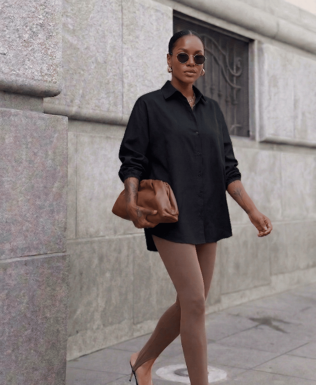 CAMISA OVERSIZED TAMANHO ÚNICO - PRETA