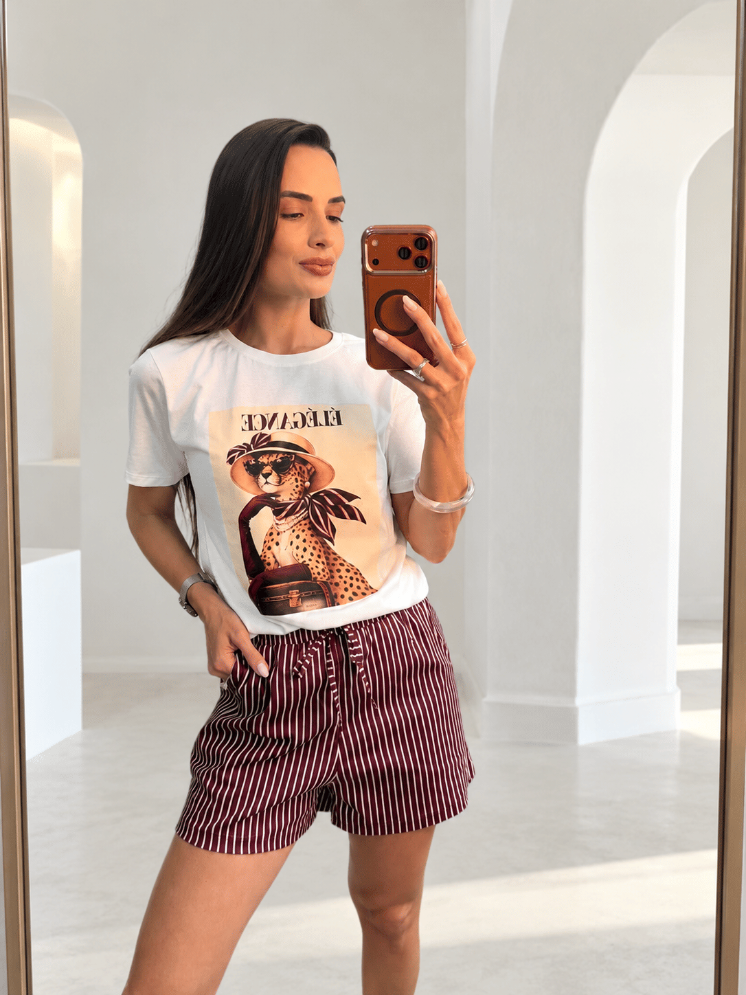 SHORTS REBECA LISTRADO - MARSALA COM ROSA