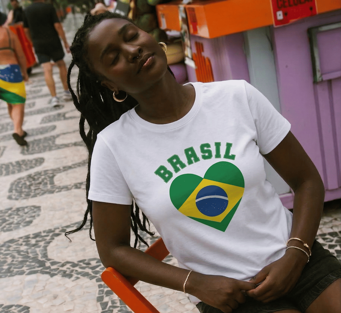 T-SHIRT CORAÇÃO BRASIL - OFF WHITE