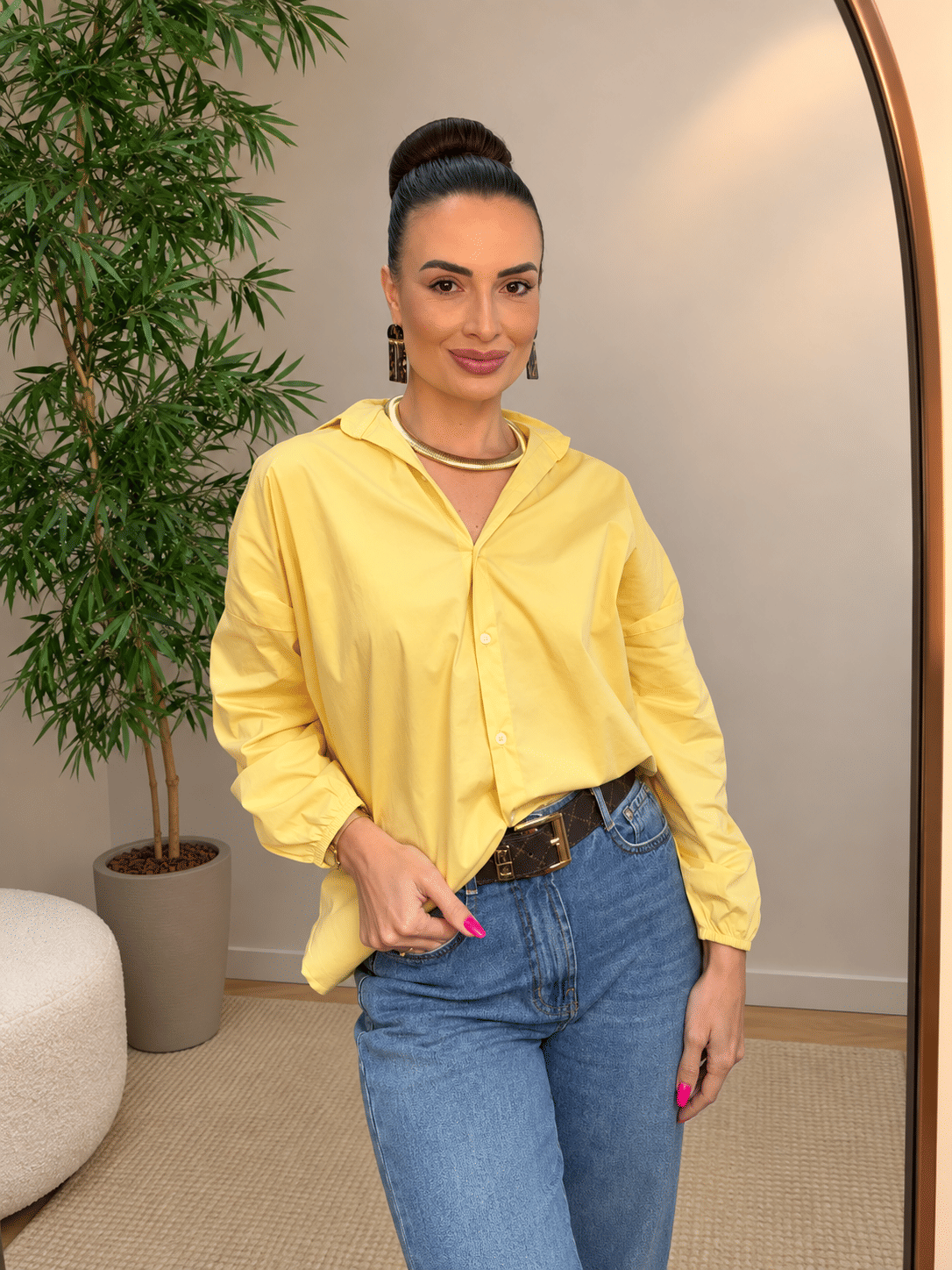 CAMISA OVERSIZED - AMARELO MANTEIGA CAMISA OVERSIZED - AMARELO MANTEIGA