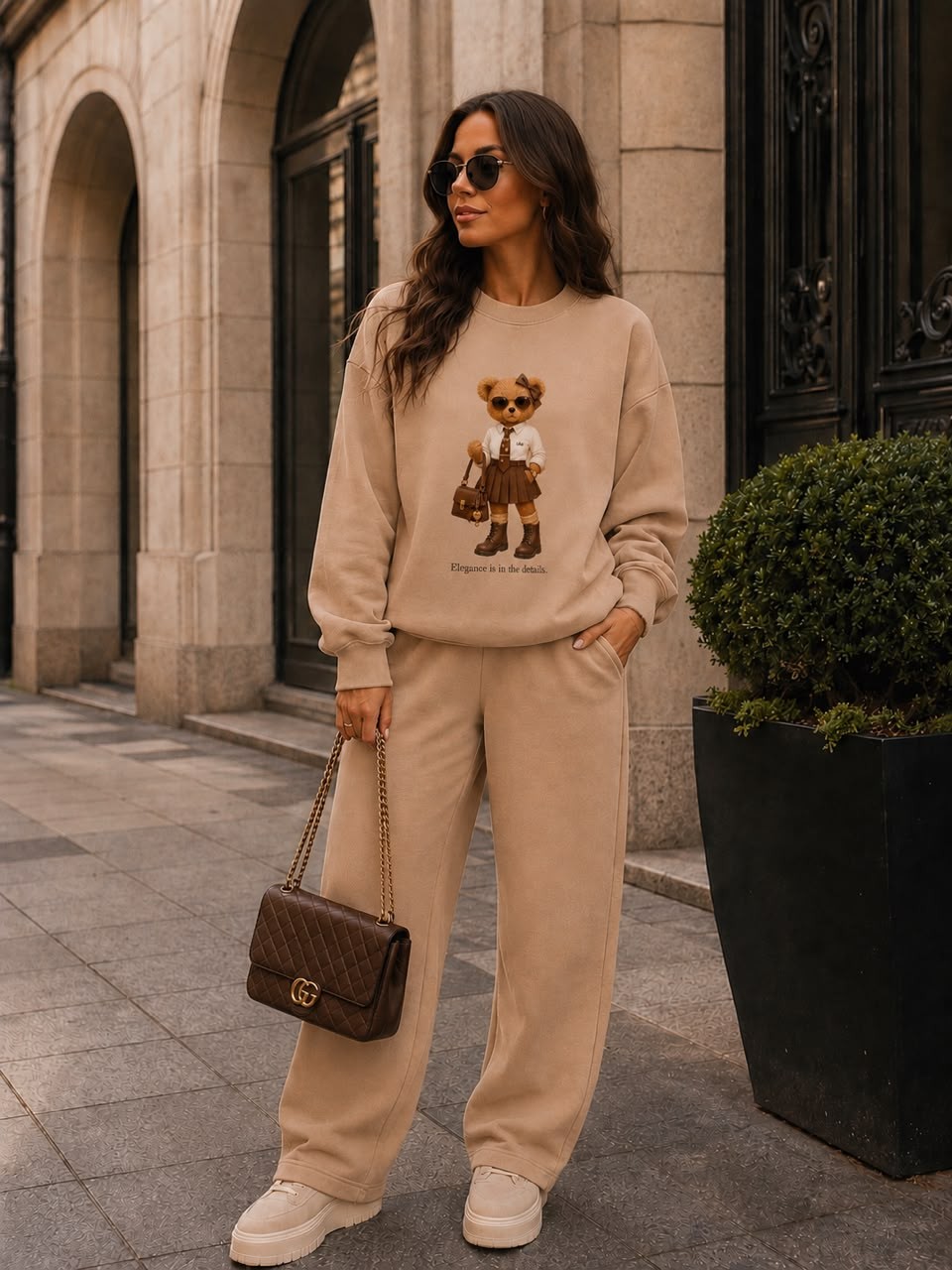 CONJUNTO MOLETOM ELEGANCE - AMÊNDOA CONJUNTO MOLETOM ELEGANCE - AMÊNDOA