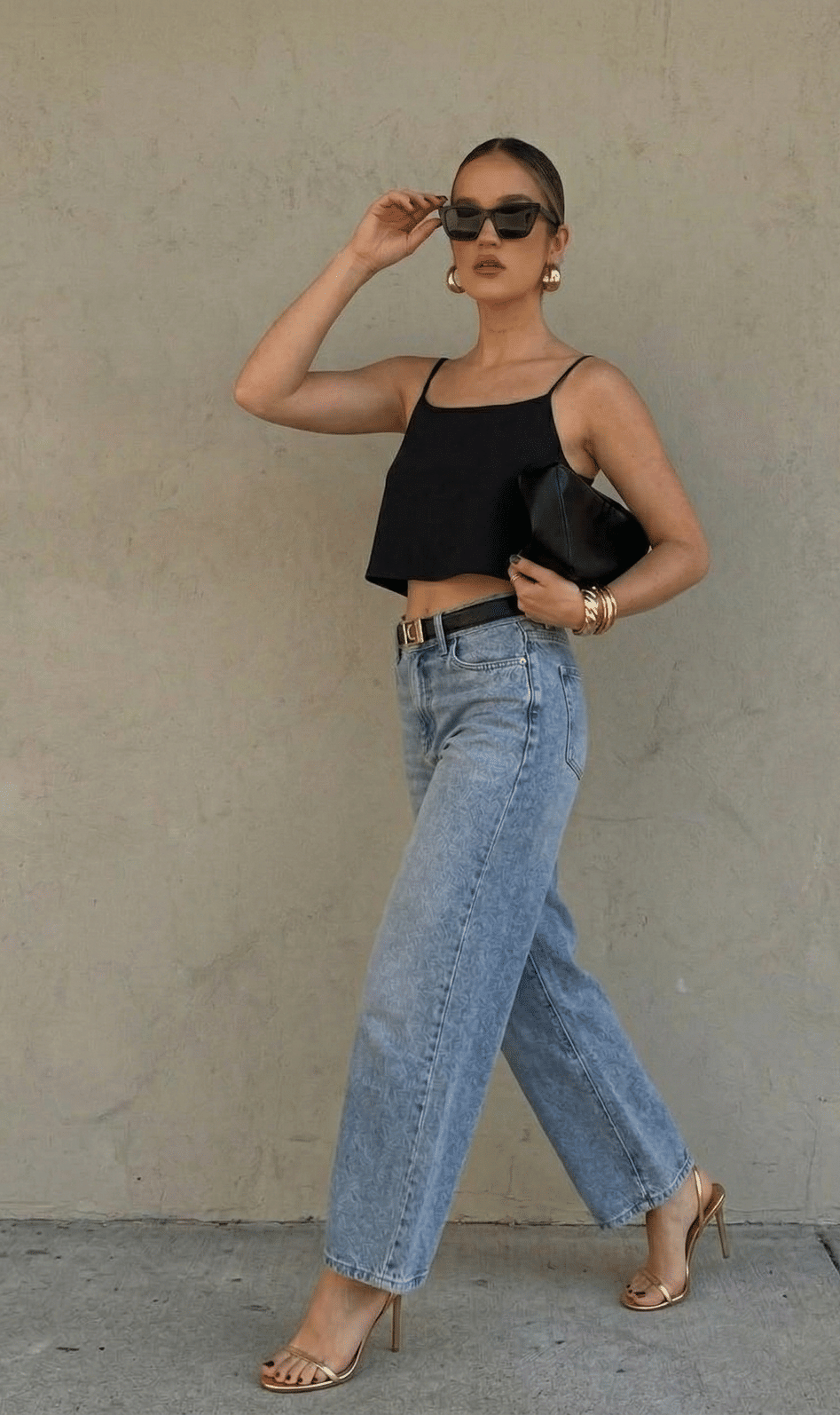 CROPPED DE ALCINHA - PRETO CROPPED DE ALCINHA - PRETO