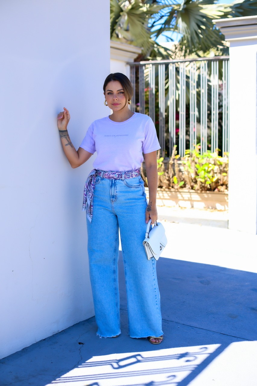 T-SHIRT ESTONADA TUDO É UM PROCESSO - LILÁS T-SHIRT ESTONADA TUDO É UM PROCESSO - LILÁS