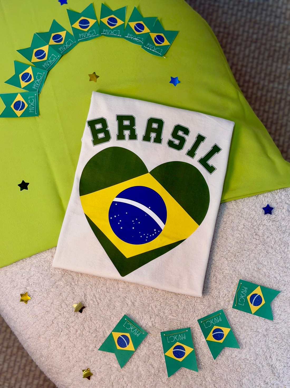T-SHIRT CORAÇÃO BRASIL - OFF WHITE