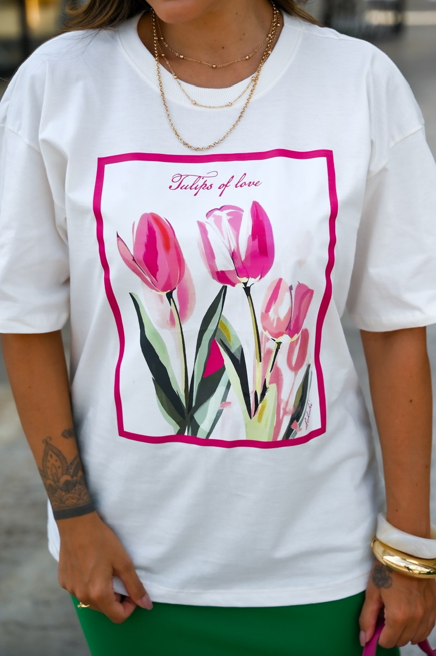 T-SHIRT OVERSIZED TULIPAS - OFF WHITE T-SHIRT OVERSIZED TULIPAS - OFF WHITE