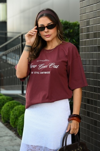 T-SHIRT ESTONADA OVERSIZED AUTHENTICITY - MERLOT T-SHIRT ESTONADA OVERSIZED AUTHENTICITY - MERLOT