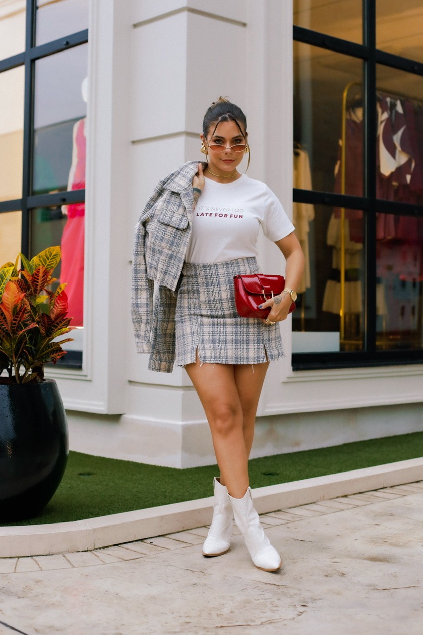 T-SHIRT LATE FOR FUN - OFF WHITE T-SHIRT LATE FOR FUN - OFF WHITE