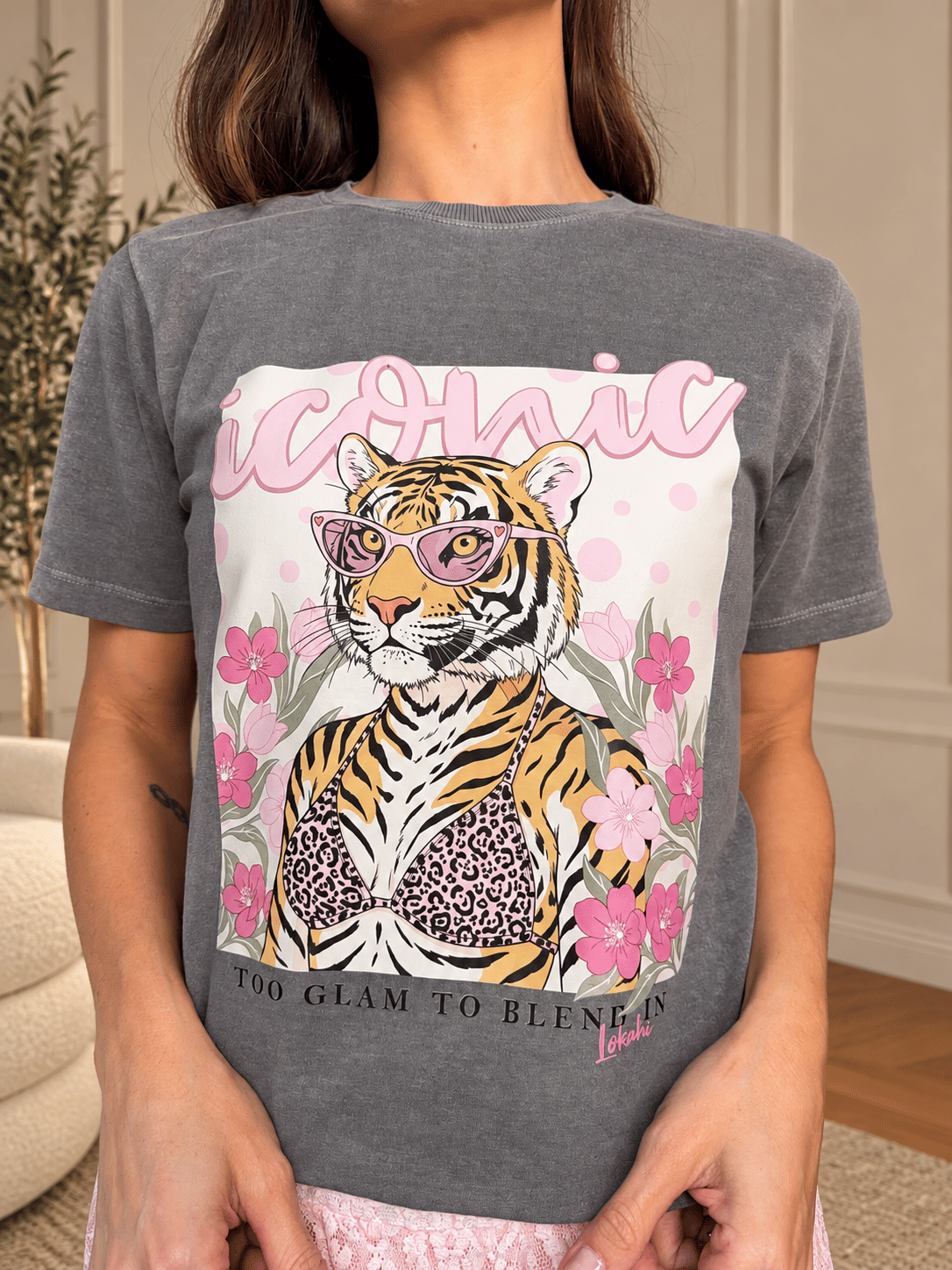 T-SHIRT ESTONADA TOO GLAM - CINZA T-SHIRT ESTONADA TOO GLAM - CINZA