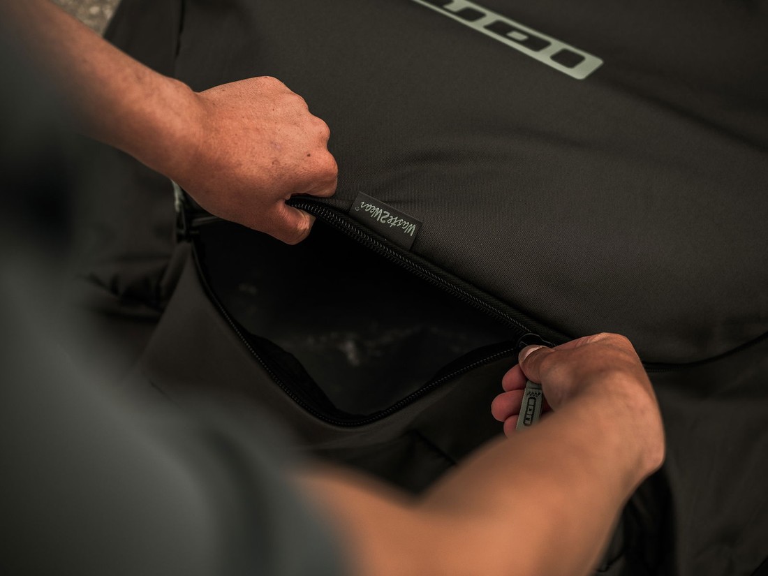 Sarcófago ION - Gearbag Wing Core