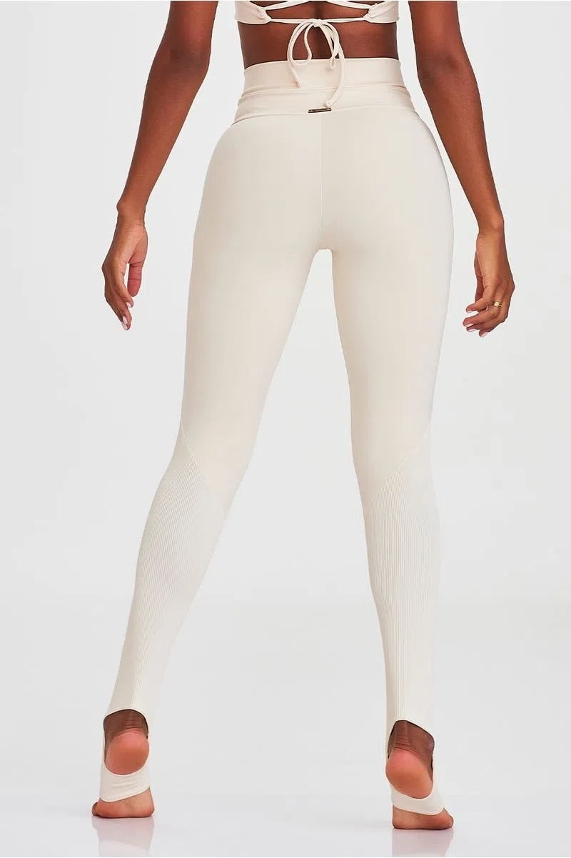 Legging Nakay Recortes com Pezinho Caju Brasil 012.039 Legging Nakay Recortes com Pezinho Caju Brasil 012.039