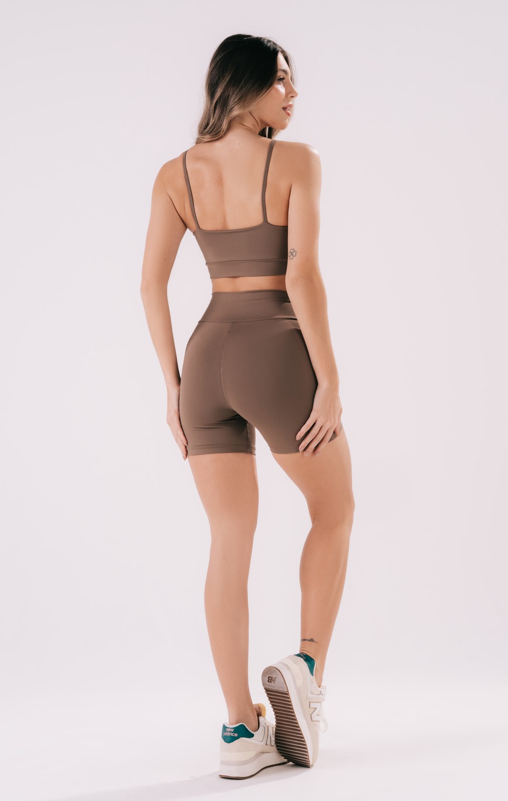 Conjunto Feminino Fitness Shorts + Top Coffe Conjunto Feminino Fitness Shorts + Top Coffe