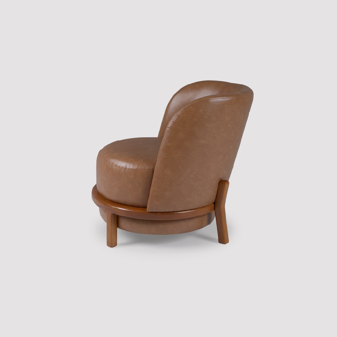 Poltrona de Madeira Maciça Estofada Ring Design Premium Poltrona de Madeira Maciça Estofada Ring Design Premium