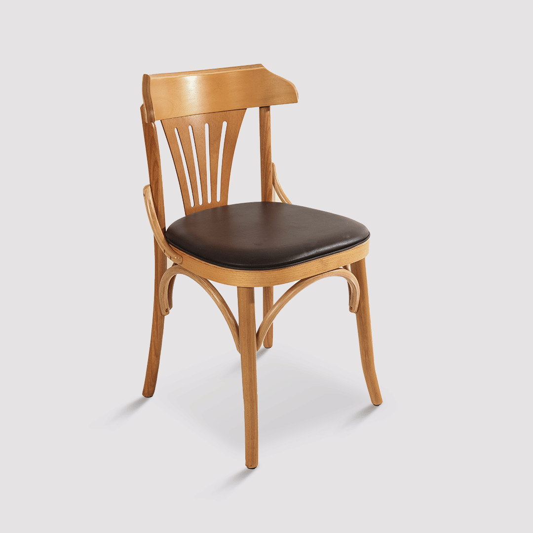 Cadeira Alemanha Estofada em Madeira Maciça com Design Rústico Elegante Cadeira Alemanha Estofada em Madeira Maciça com Design Rústico Elegante