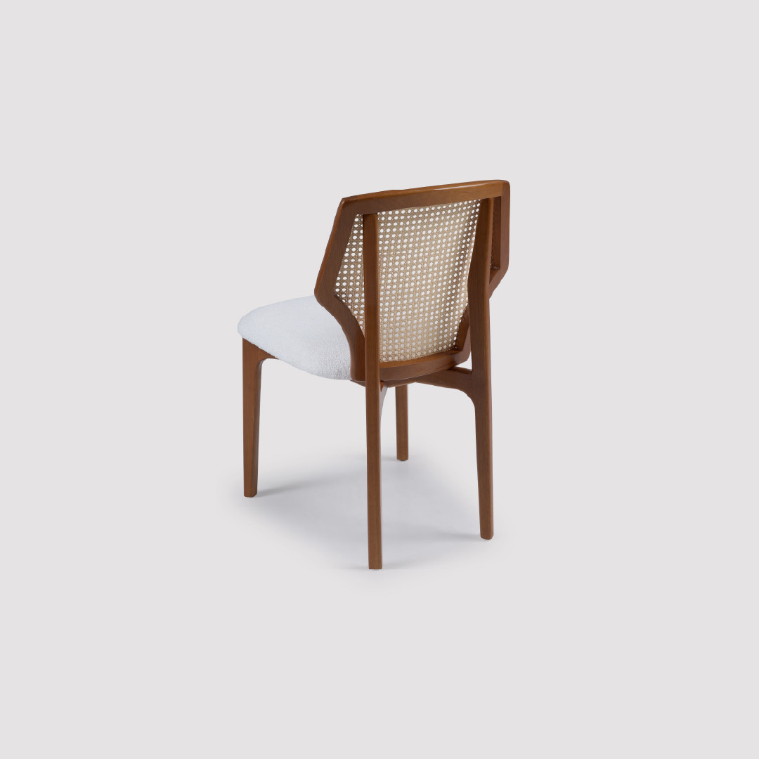 Cadeira de Jantar Rialto Estofada em Madeira Maciça Cadeira de Jantar Rialto Estofada em Madeira Maciça