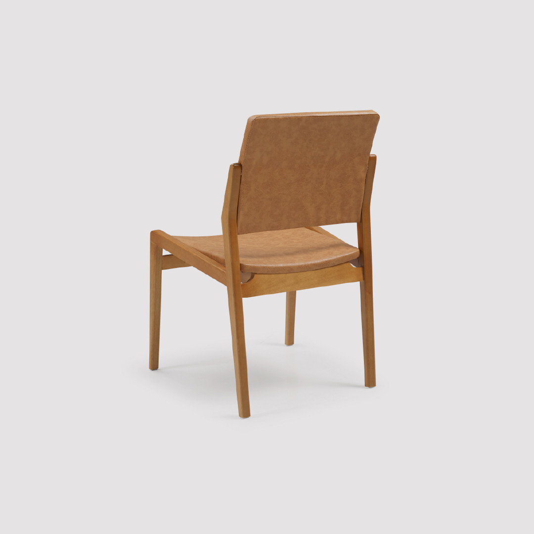 Cadeira de Jantar Estofada Brioni em Madeira Maciça Cadeira de Jantar Estofada Brioni em Madeira Maciça