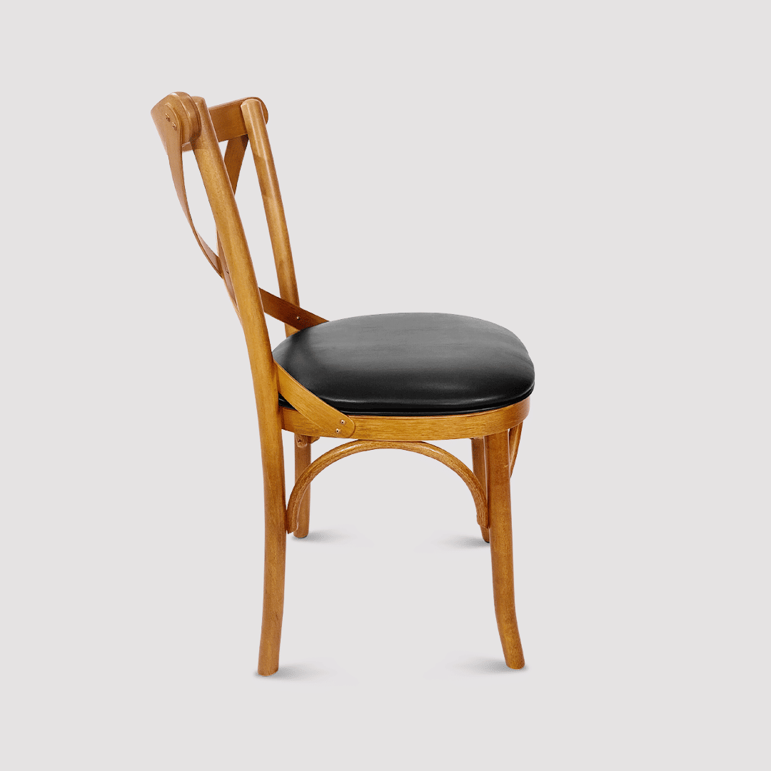 Cadeira Espanha X em Madeira Maciça Tauari com Design Rústico Estofado Cadeira Espanha X em Madeira Maciça Tauari com Design Rústico Estofado