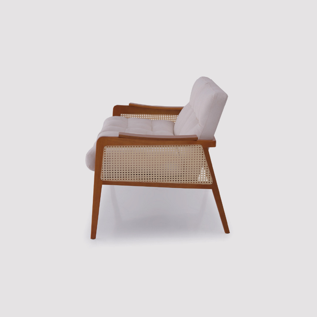 Namoradeira Verona em Madeira Maciça com Tela Sextavada e Linho Namoradeira Verona em Madeira Maciça com Tela Sextavada e Linho