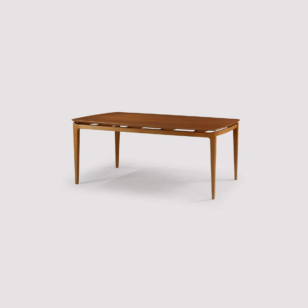 Mesa de Jantar Brioni 6 a 8 Lugares em Madeira Maciça Design Slim Mesa de Jantar Brioni 6 a 8 Lugares em Madeira Maciça Design Slim