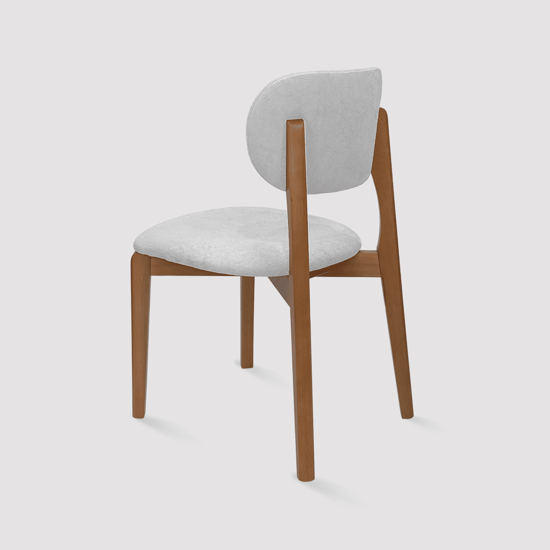 Cadeira Cairo Estofada em Madeira Maciça com Design Funcional Cadeira Cairo Estofada em Madeira Maciça com Design Funcional