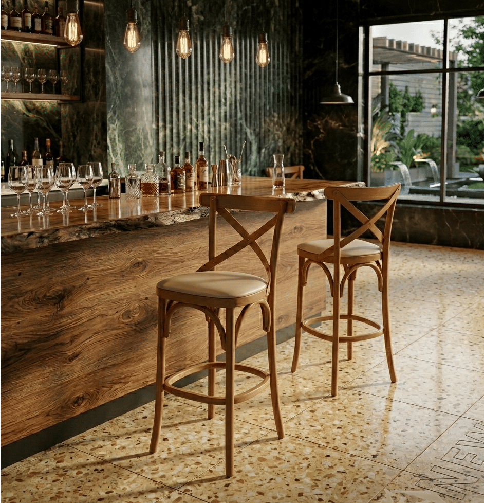 Banqueta Espanha X Imbuia em Madeira Maciça Estofada Banqueta Espanha X Imbuia em Madeira Maciça Estofada