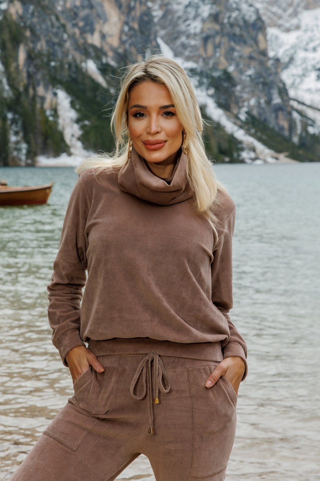 CONJUNTO PLUSH - CAQUI CONJUNTO PLUSH - CAQUI