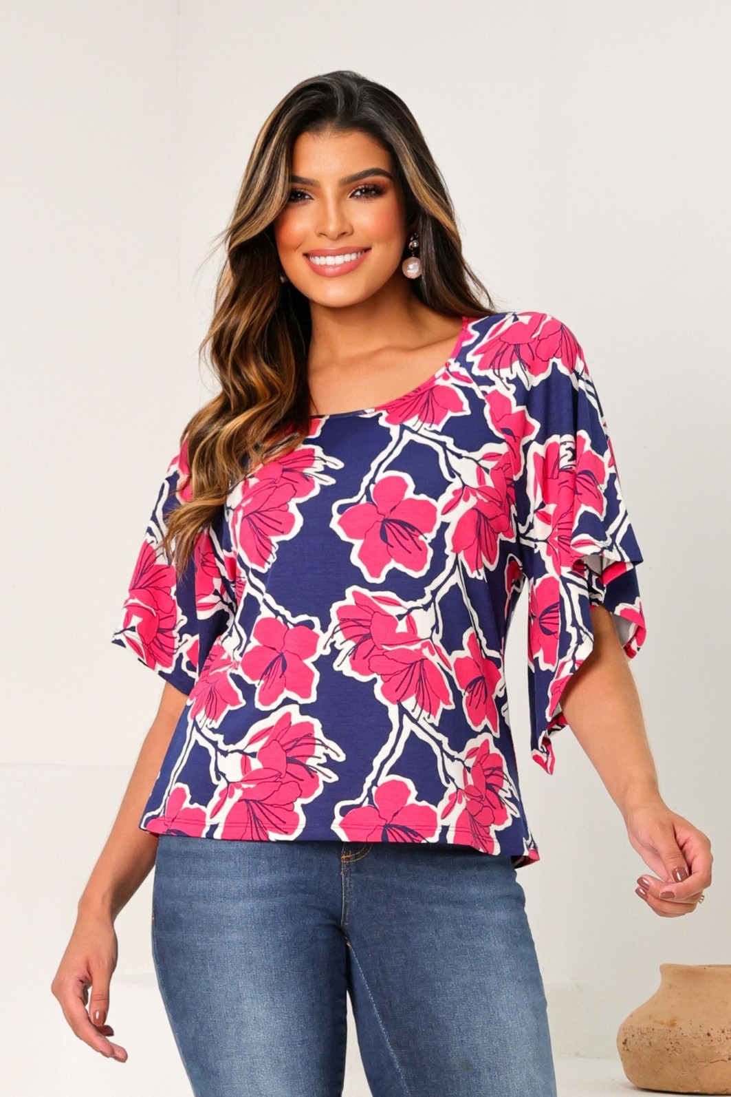 BLUSA MANGA SINO - ESTAMPA FLORAL BLUSA MANGA SINO - ESTAMPA FLORAL