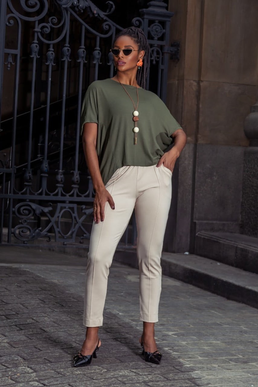 BLUSA RECORTES - VERDE MILITAR