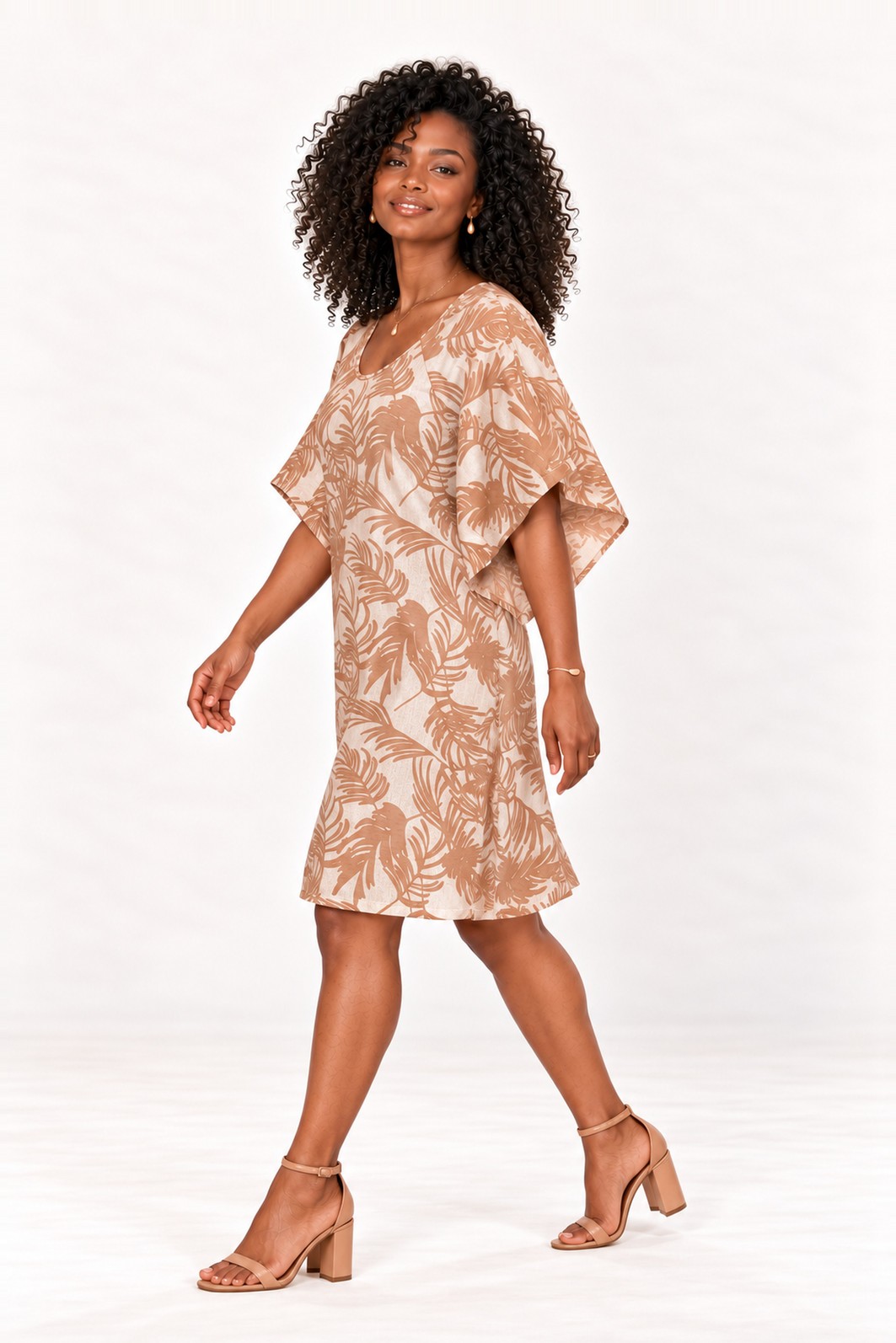 VESTIDO MANGA SINO - ESTAMPA BEGE VESTIDO MANGA SINO - ESTAMPA BEGE