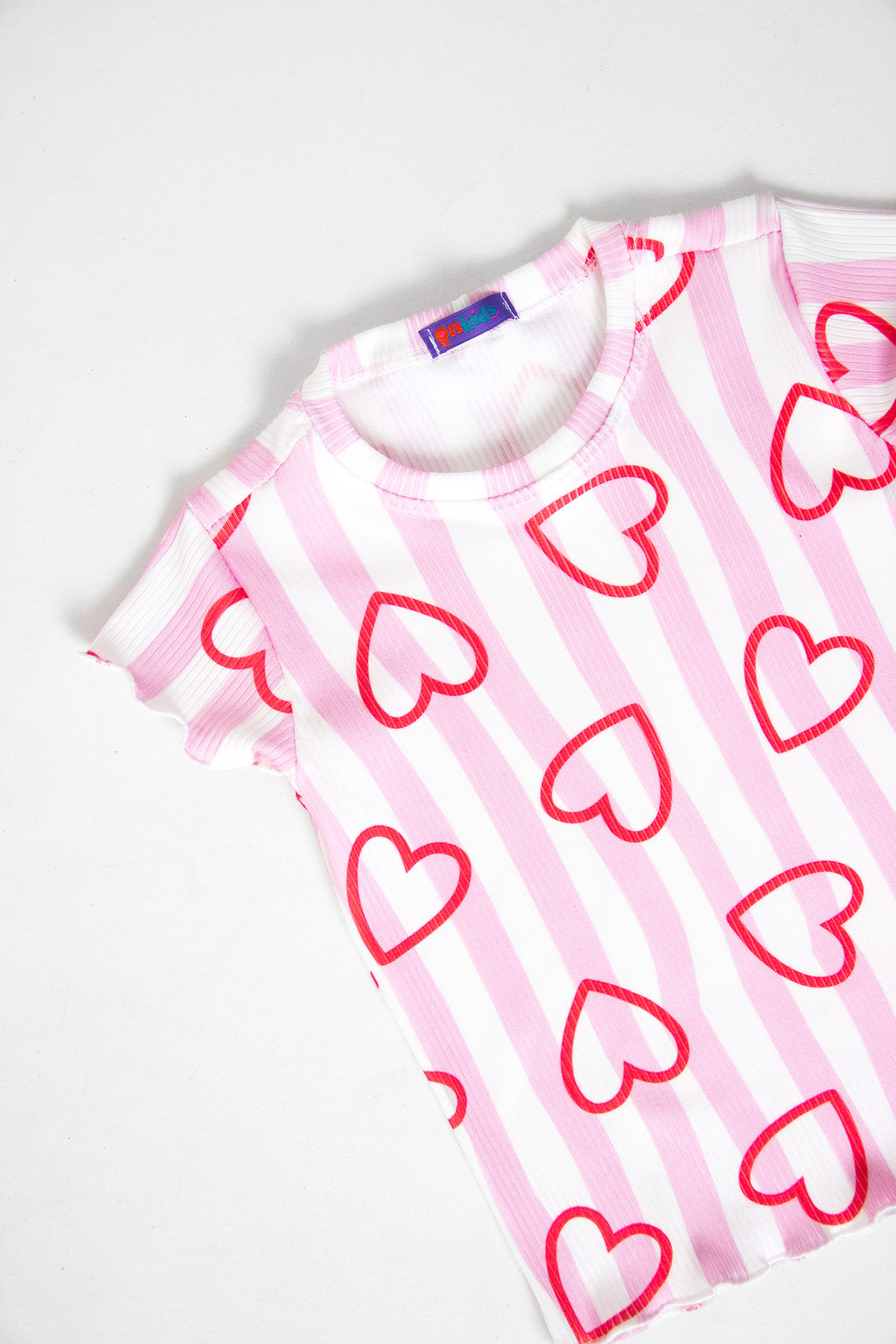 CONJUNTO MENINA BLUSA E SHORTS DOCE CORAÇÃO