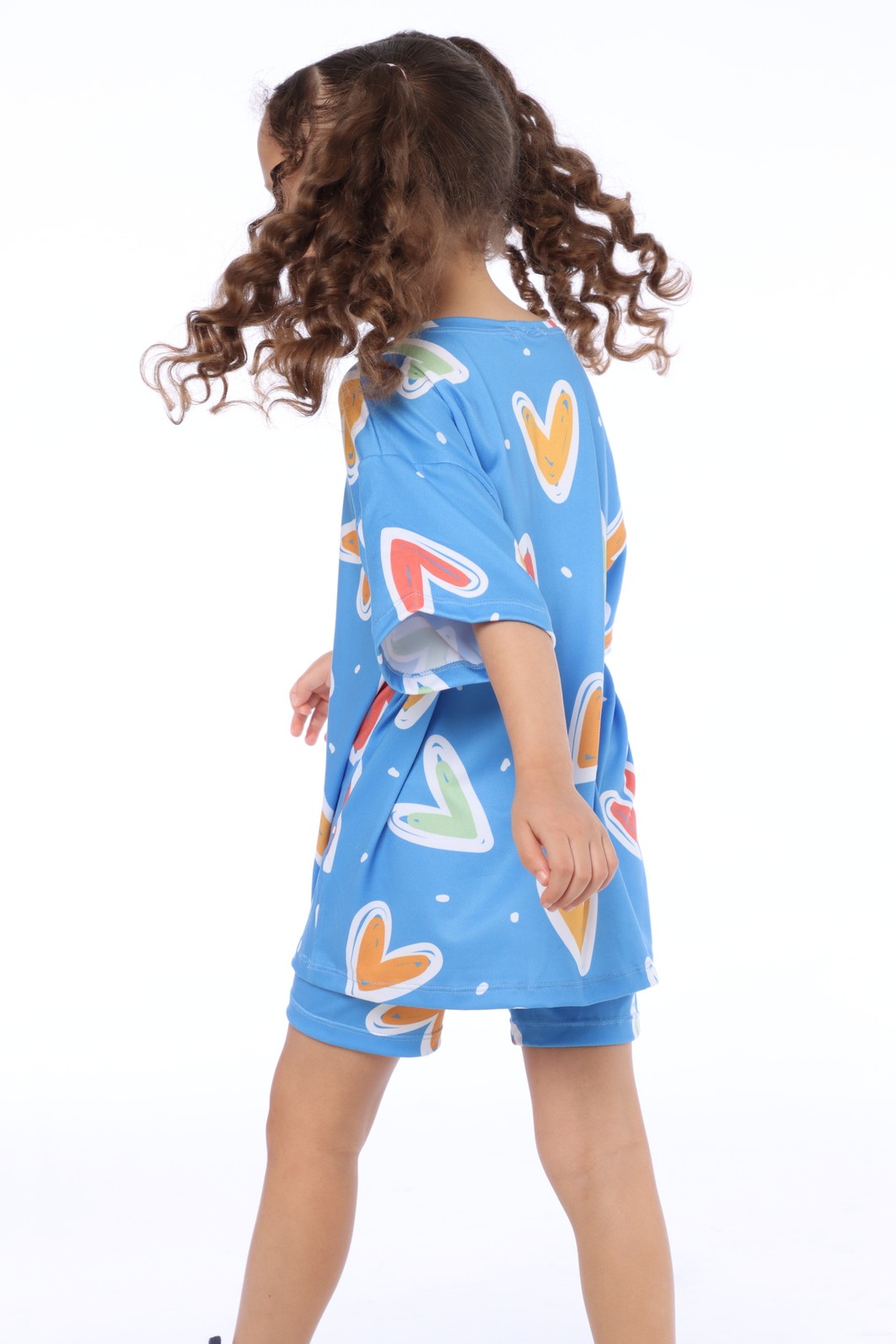 CONJUNTO MENINA CAMISETA E BIKER BATIDA COLORIDA CONJUNTO MENINA CAMISETA E BIKER BATIDA COLORIDA