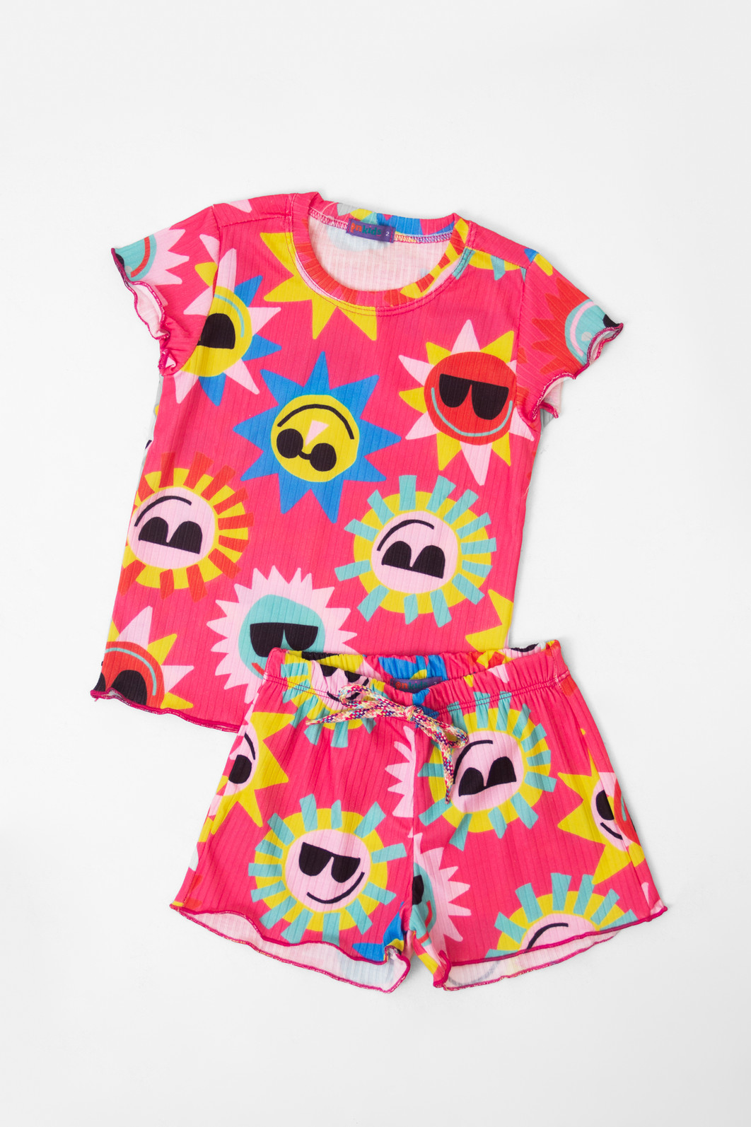 CONJUNTO MENINA BLUSA E SHORTS SOL CONJUNTO MENINA BLUSA E SHORTS SOL