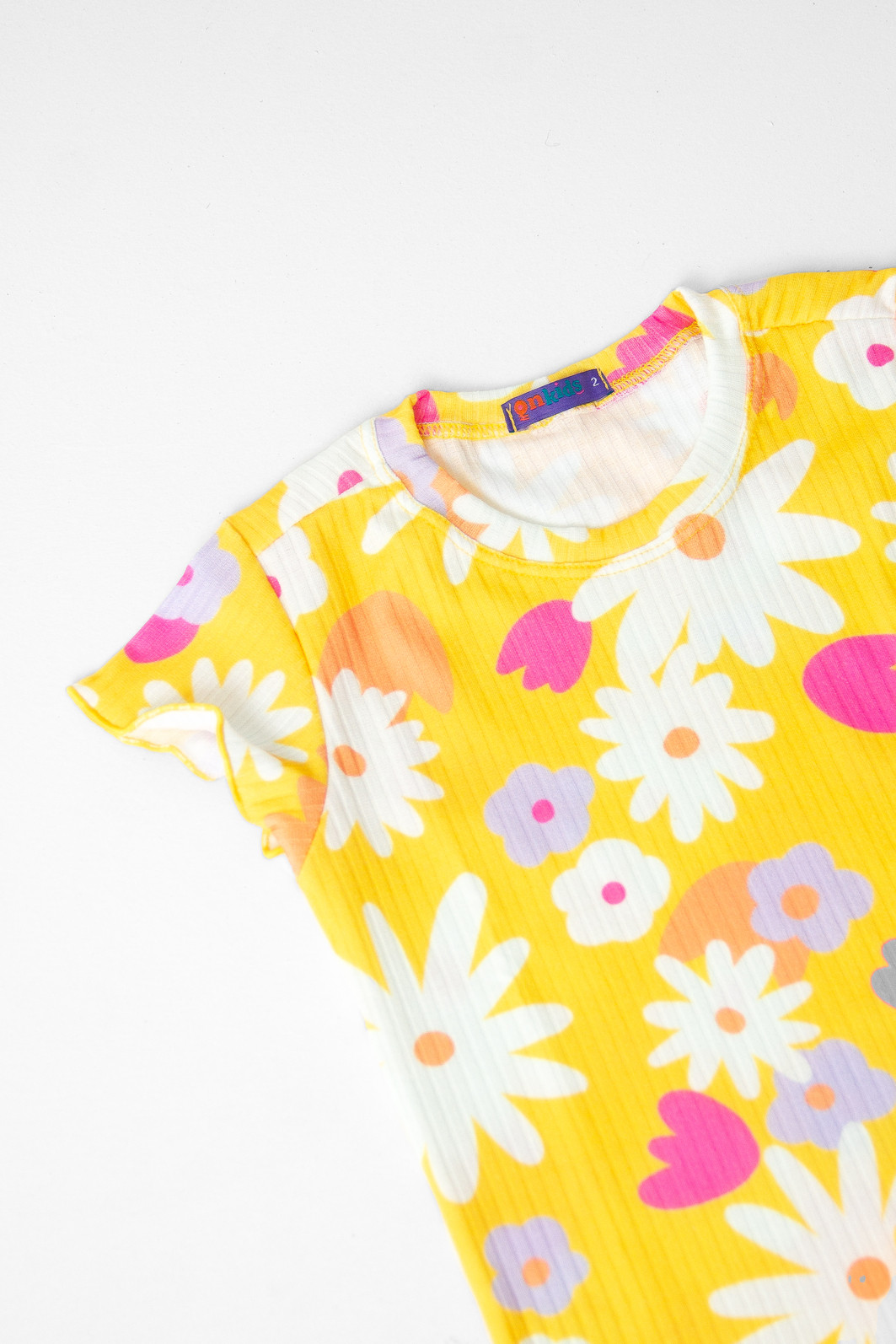 CONJUNTO MENINA BLUSA E SHORTS JARDIM