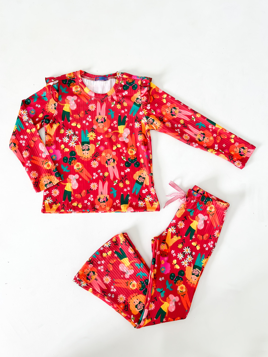 CONJUNTO CALÇA FLARE E BLUSA BONECAS CONJUNTO CALÇA FLARE E BLUSA BONECAS