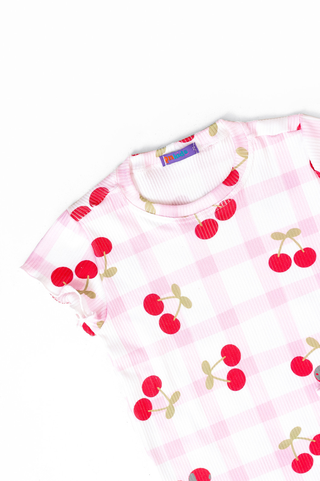 CONJUNTO MENINA BLUSA E SHORTS CEREJA