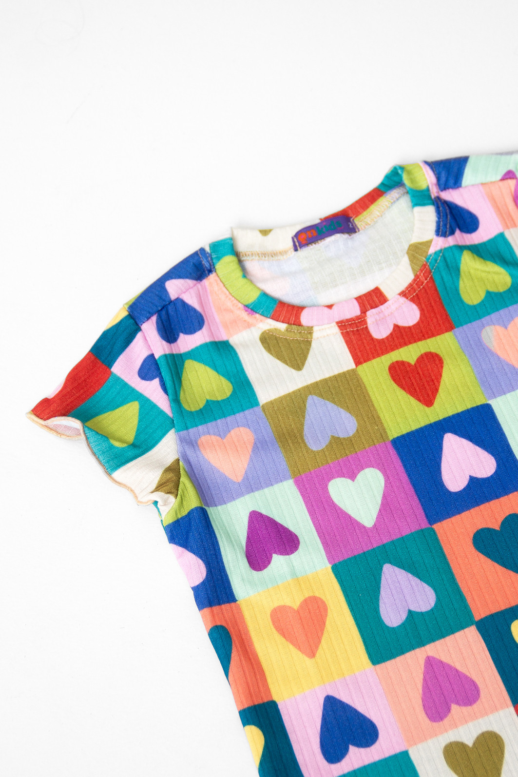 CONJUNTO MENINA BLUSA E SHORTS CORAÇÃOZINHO CONJUNTO MENINA BLUSA E SHORTS CORAÇÃOZINHO
