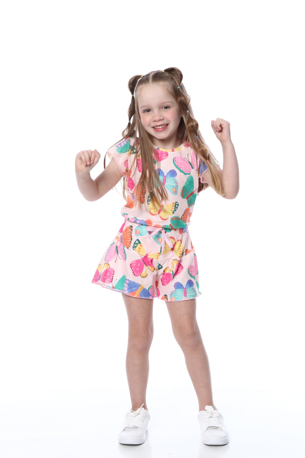 CONJUNTO MENINA BLUSA E SHORTS SAIA BORBOLETAS CONJUNTO MENINA BLUSA E SHORTS SAIA BORBOLETAS