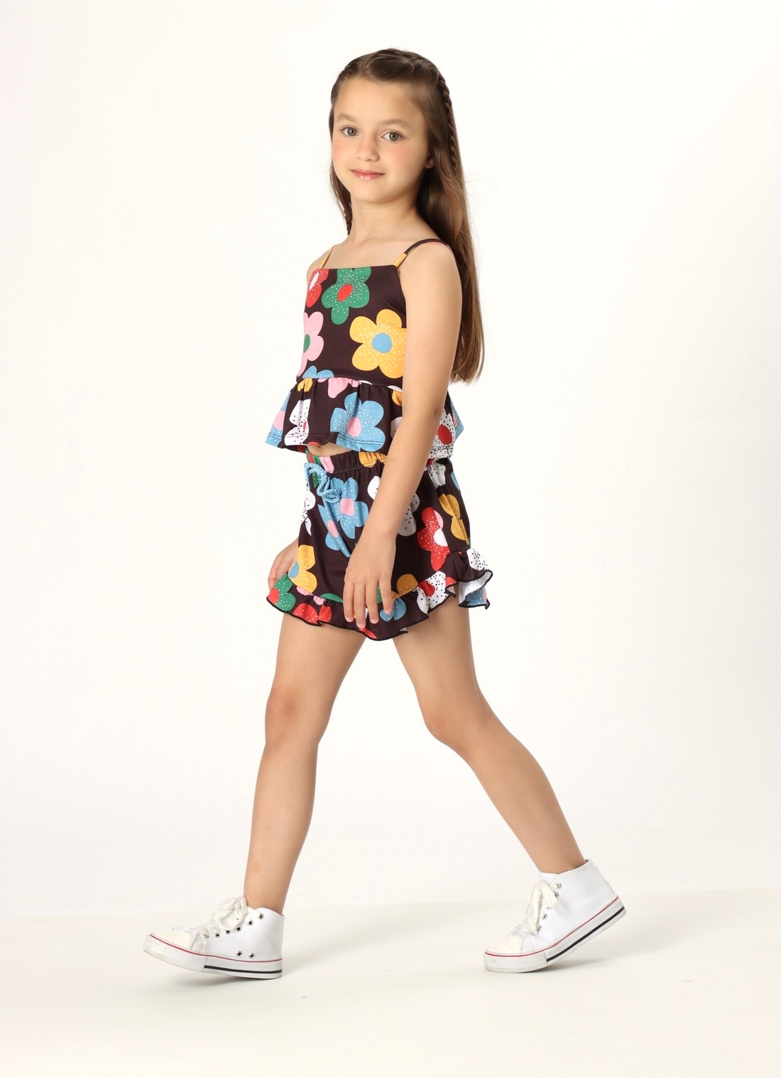 CONJUNTO MENINA BLUSA ALÇA E SHORTS PÉTALA CONJUNTO MENINA BLUSA ALÇA E SHORTS PÉTALA
