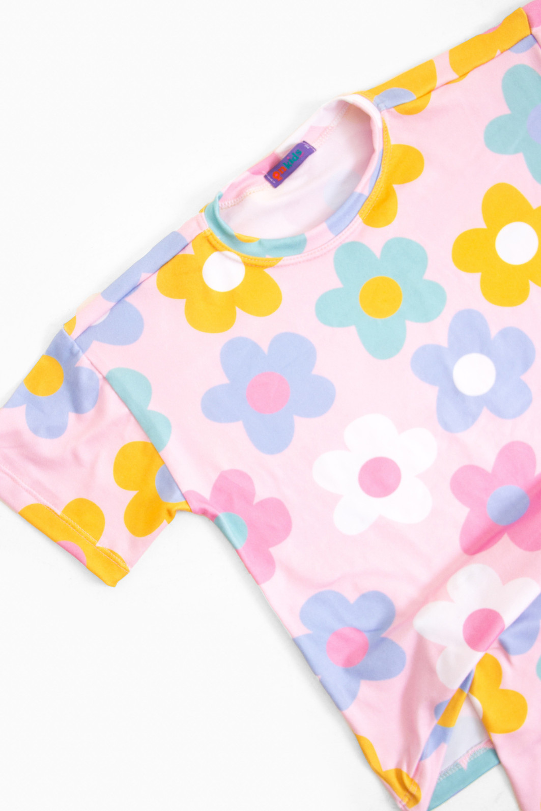CONJUNTO MENINA CAMISETA E BIKER CANDY FLOWER CONJUNTO MENINA CAMISETA E BIKER CANDY FLOWER