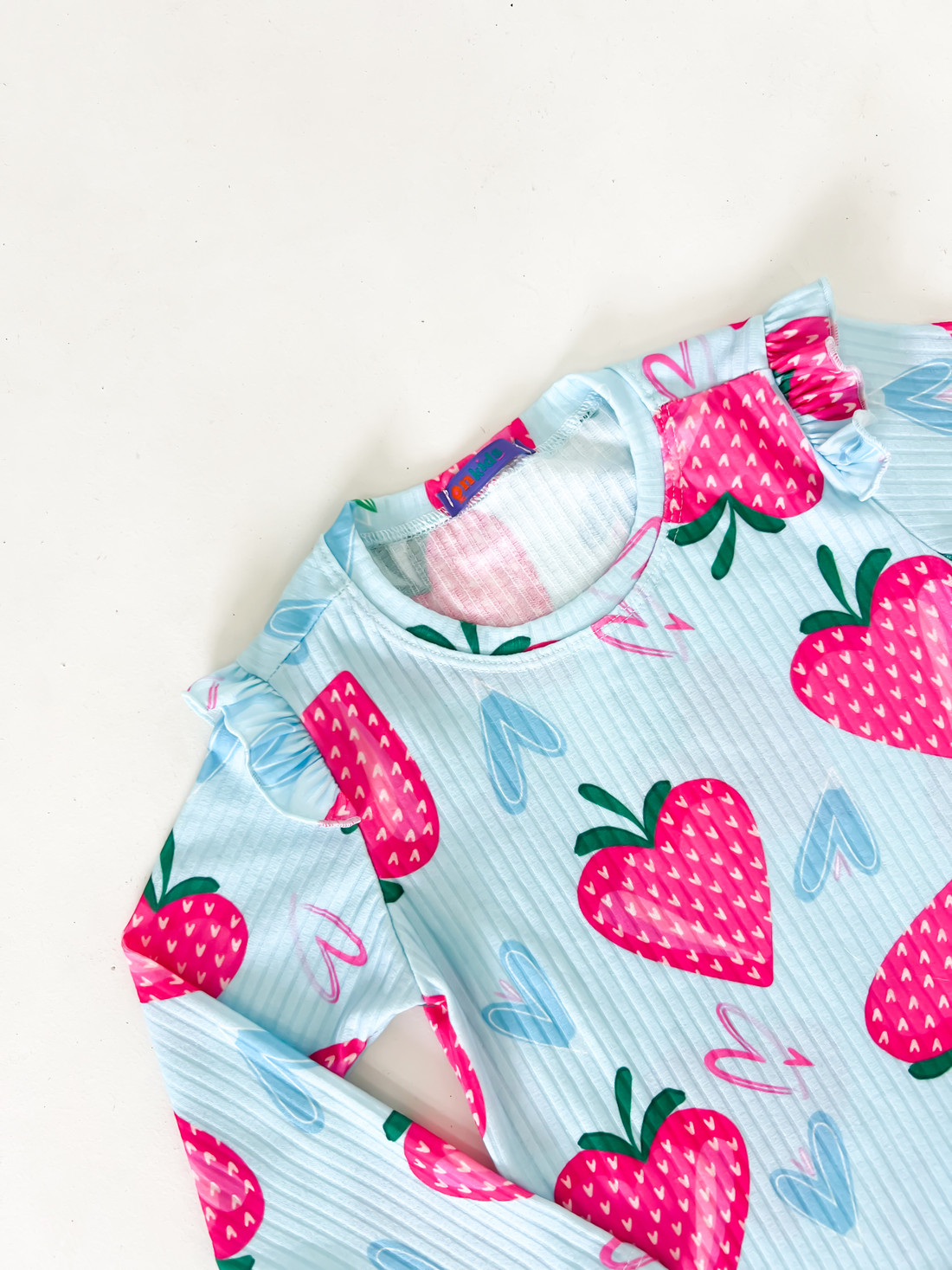 CONJUNTO CALÇA E BLUSA MORANGO CONJUNTO CALÇA E BLUSA MORANGO